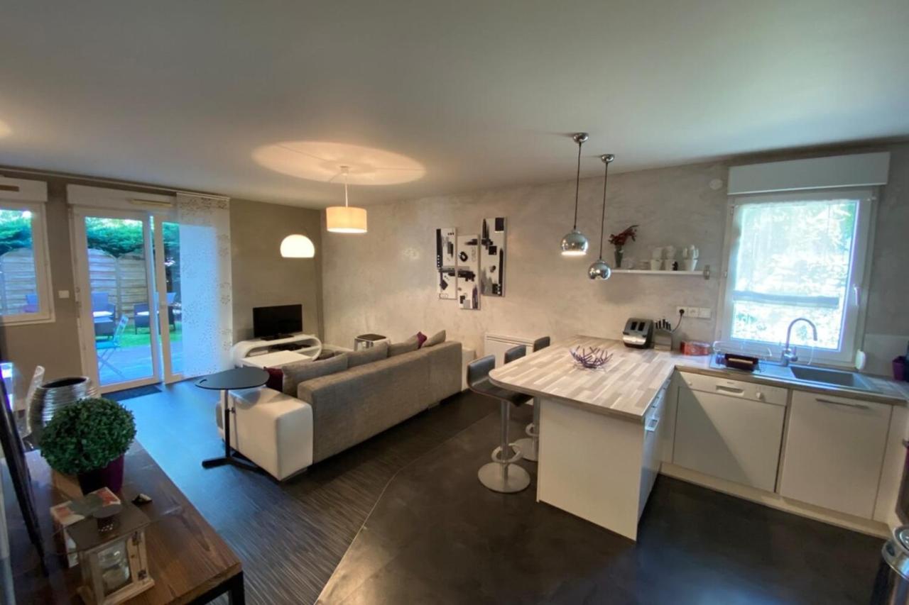 Bel Appartement Proche Tours Centre Bretonneau La Riche Exterior foto